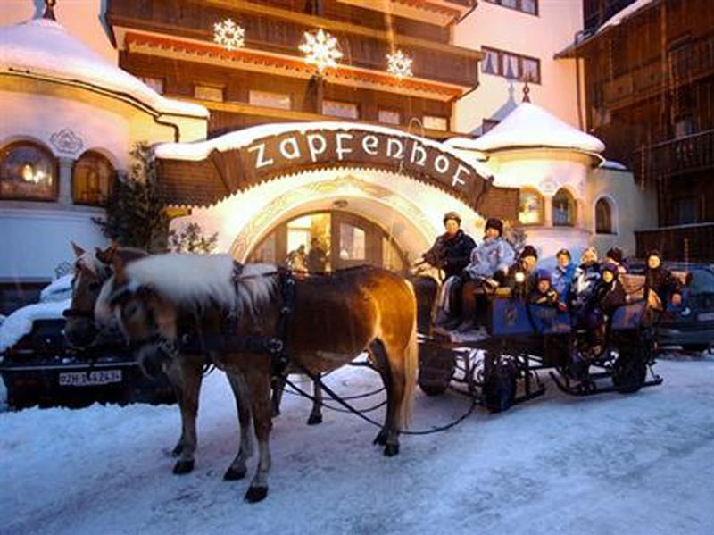 Hotel Landgut Zapfenhof Zellbergeben 외부 사진